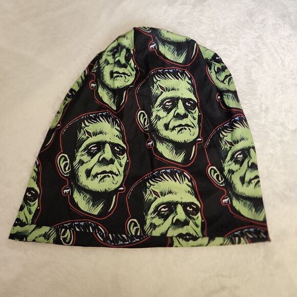 Black Knit Slouch Beanie with Green Frankenstein On It - Picture 1 of 5